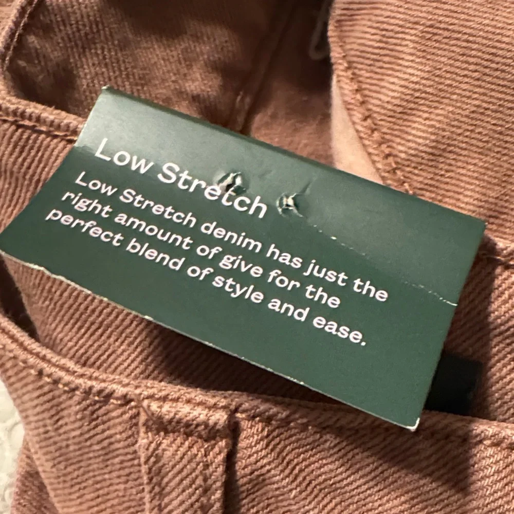 Wild Fable Women's Low-Rise Cargo Camp Denim Shorts - Picture 7 of 7